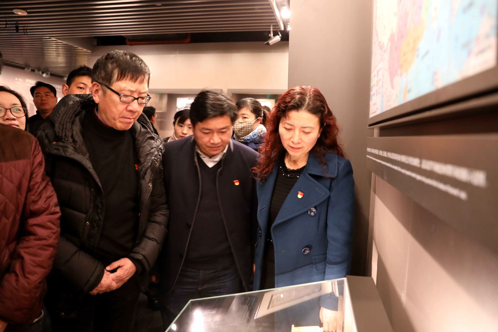 不忘初心，继续前行——计算机科学与3777金沙娱场城党委委员瞻仰中共一大会址重温入党誓词