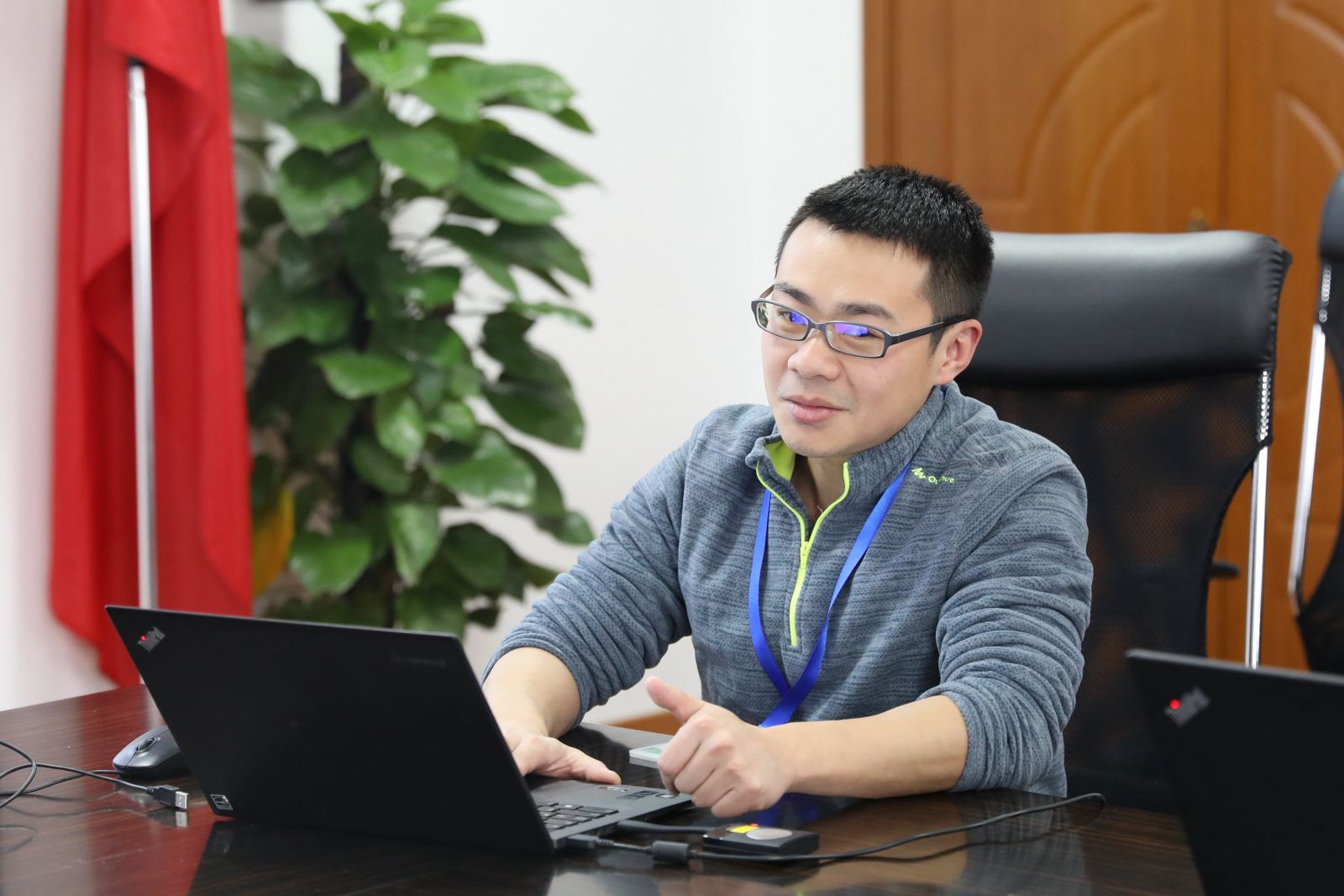 计算机科学与3777金沙娱场城党委召开支部书记述职考评交流会