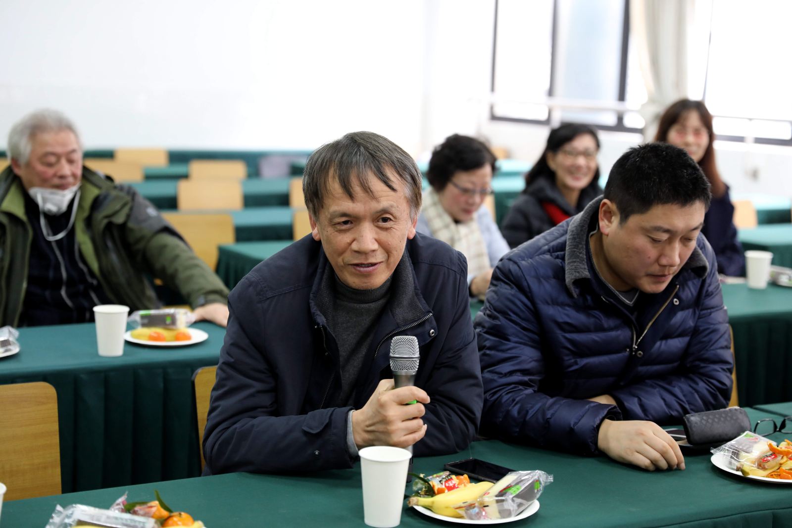 计算机科学与3777金沙娱场城举行2018年退休教职工新春茶话会