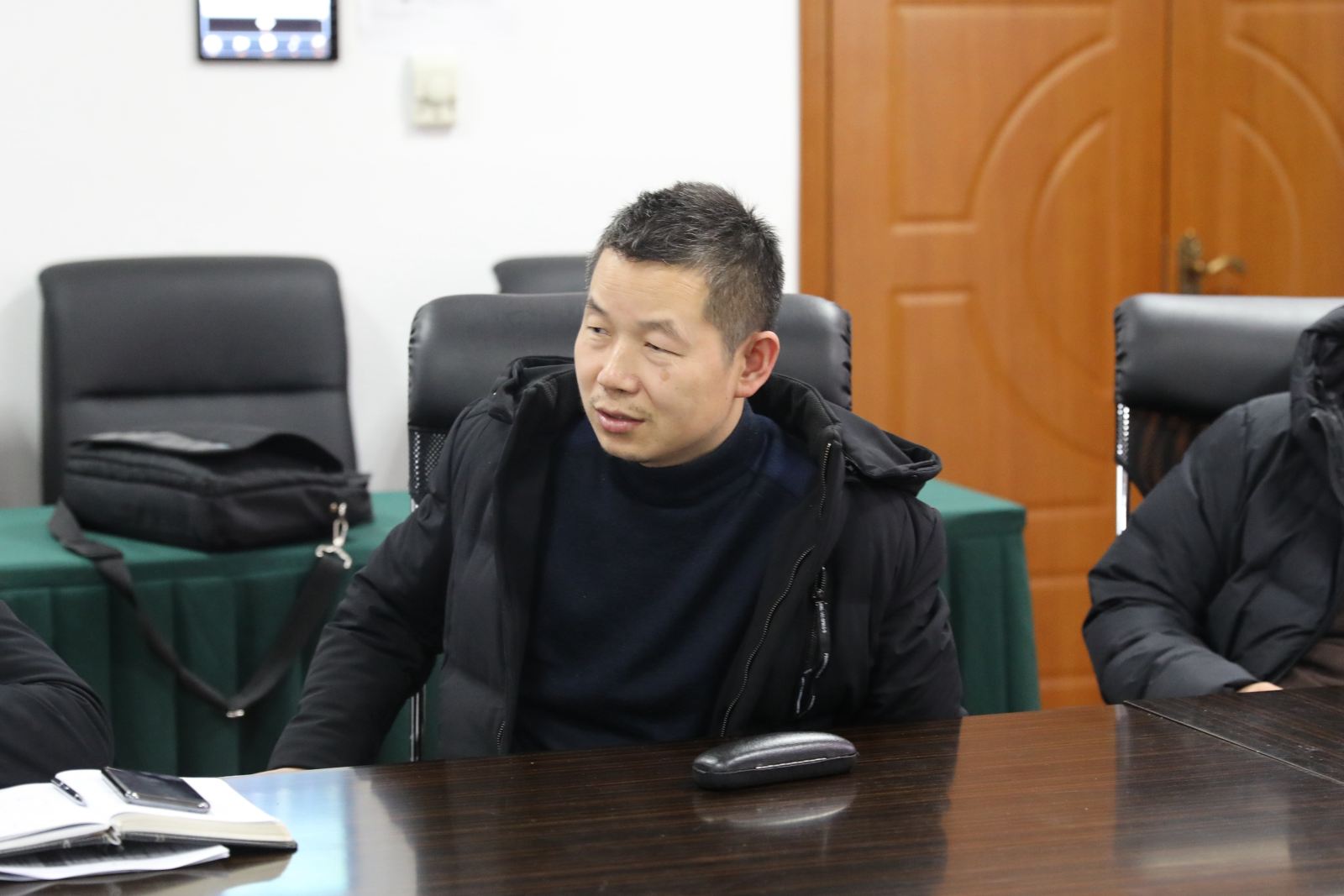 计算机科学与3777金沙娱场城召开教授座谈会