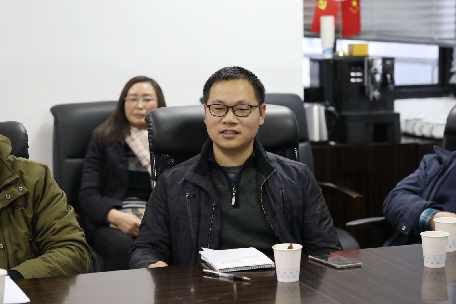 计算机科学与3777金沙娱场城召开教授座谈会